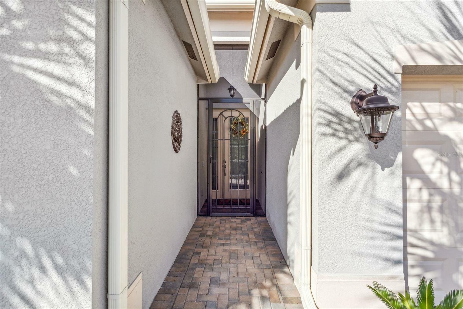 Property Photo: 15447 Santa Pola Drive FL 33598