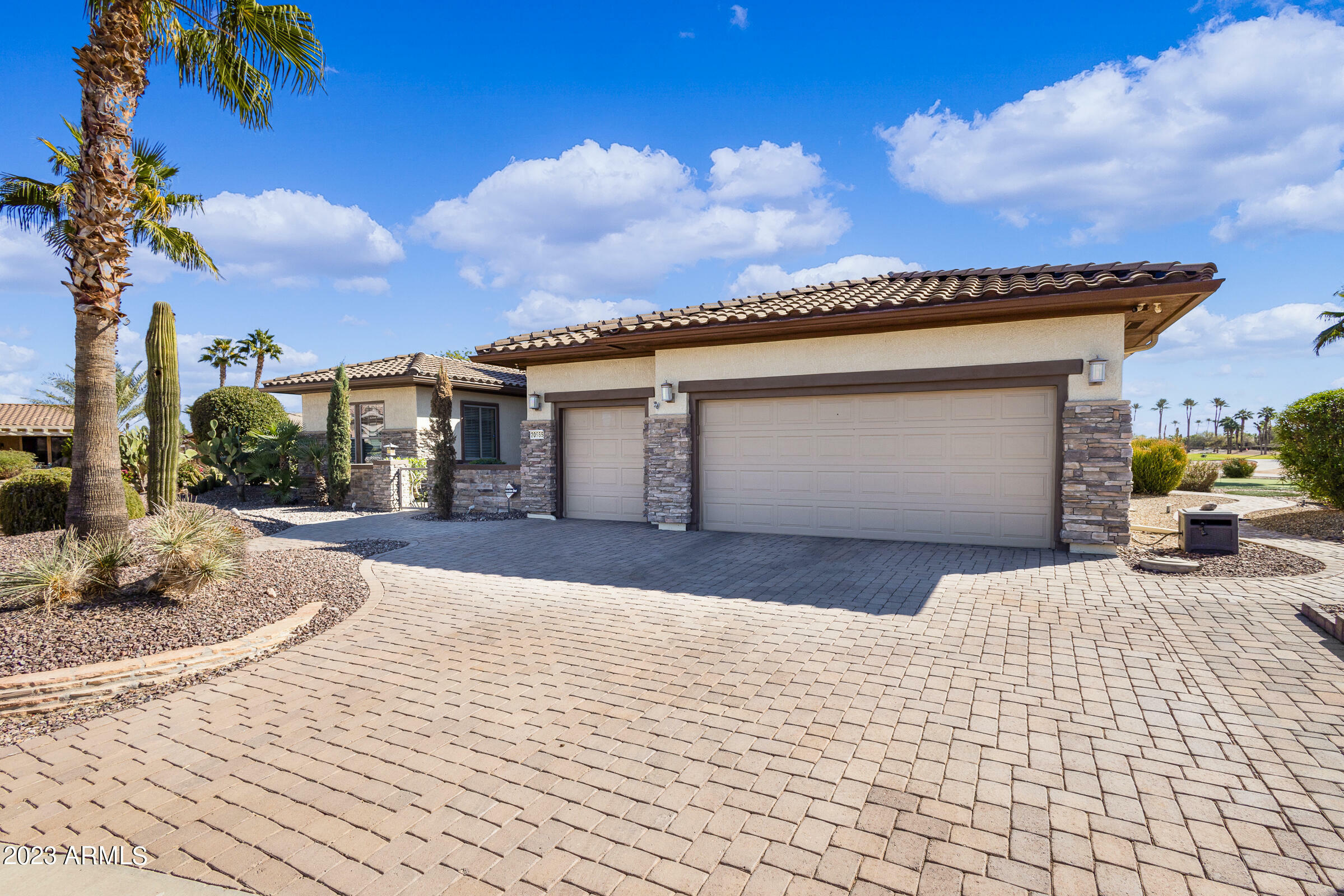 Property Photo: 20965 N Grand Staircase Drive AZ 85387