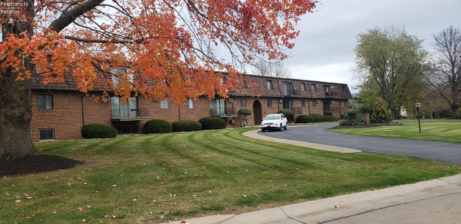 Property Photo:  119 Stony Ridge 208  OH 44870 