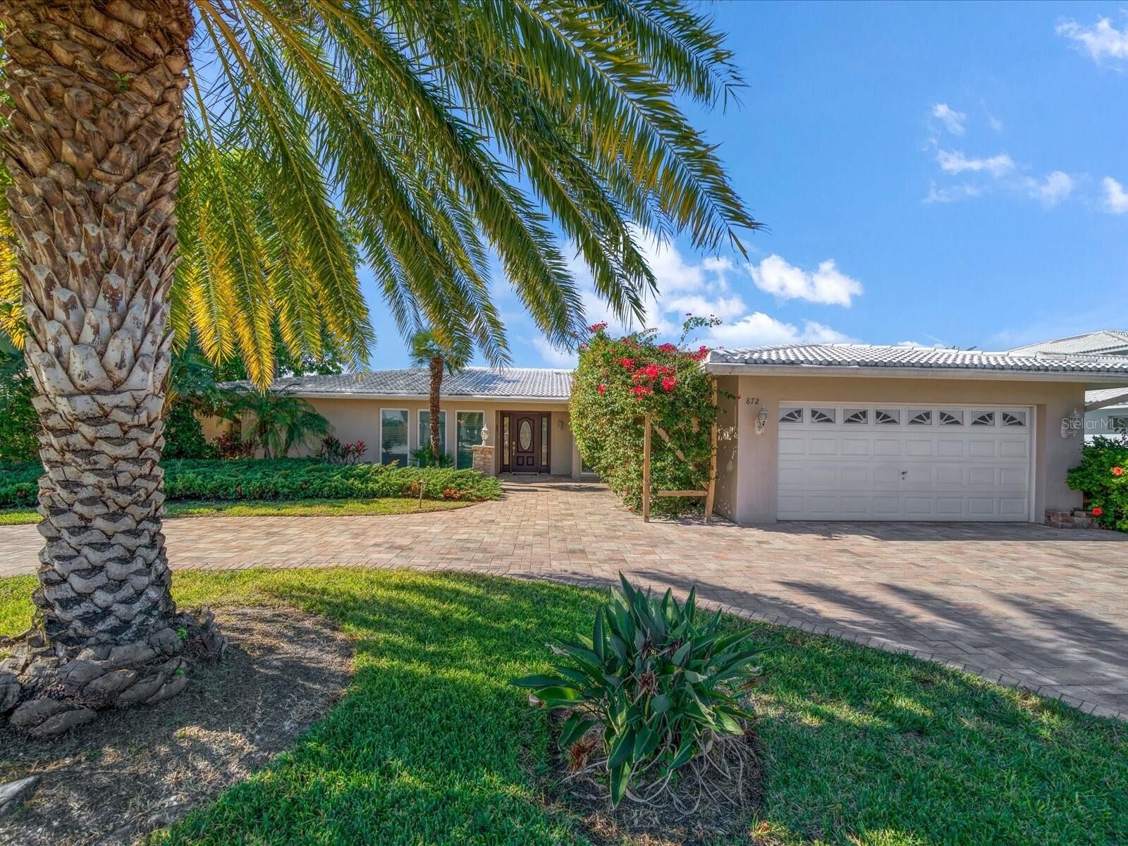Property Photo: 872 Harbor Island FL 33767