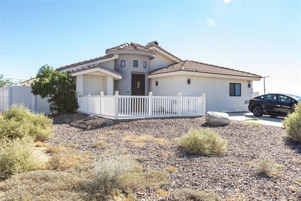 Property Photo:  13416 Cholla Drive  CA 92240 