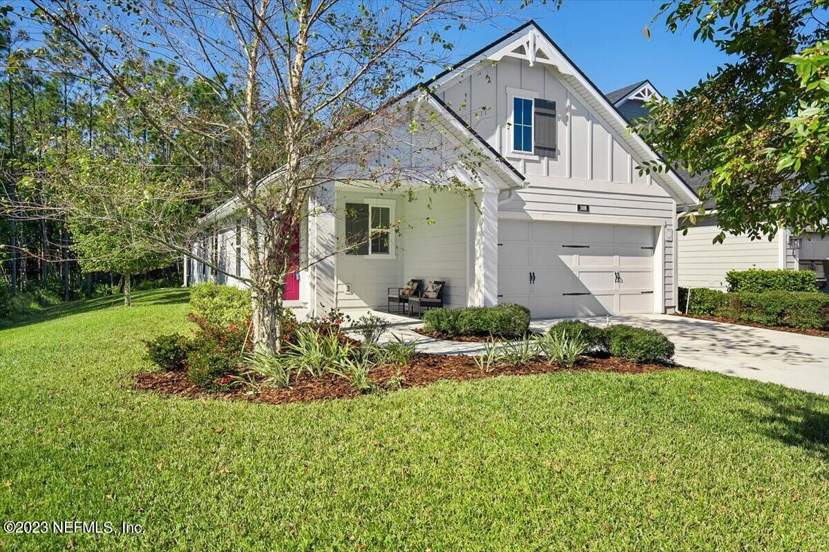 Property Photo:  308 Pioneer Village Drive  FL 32081 