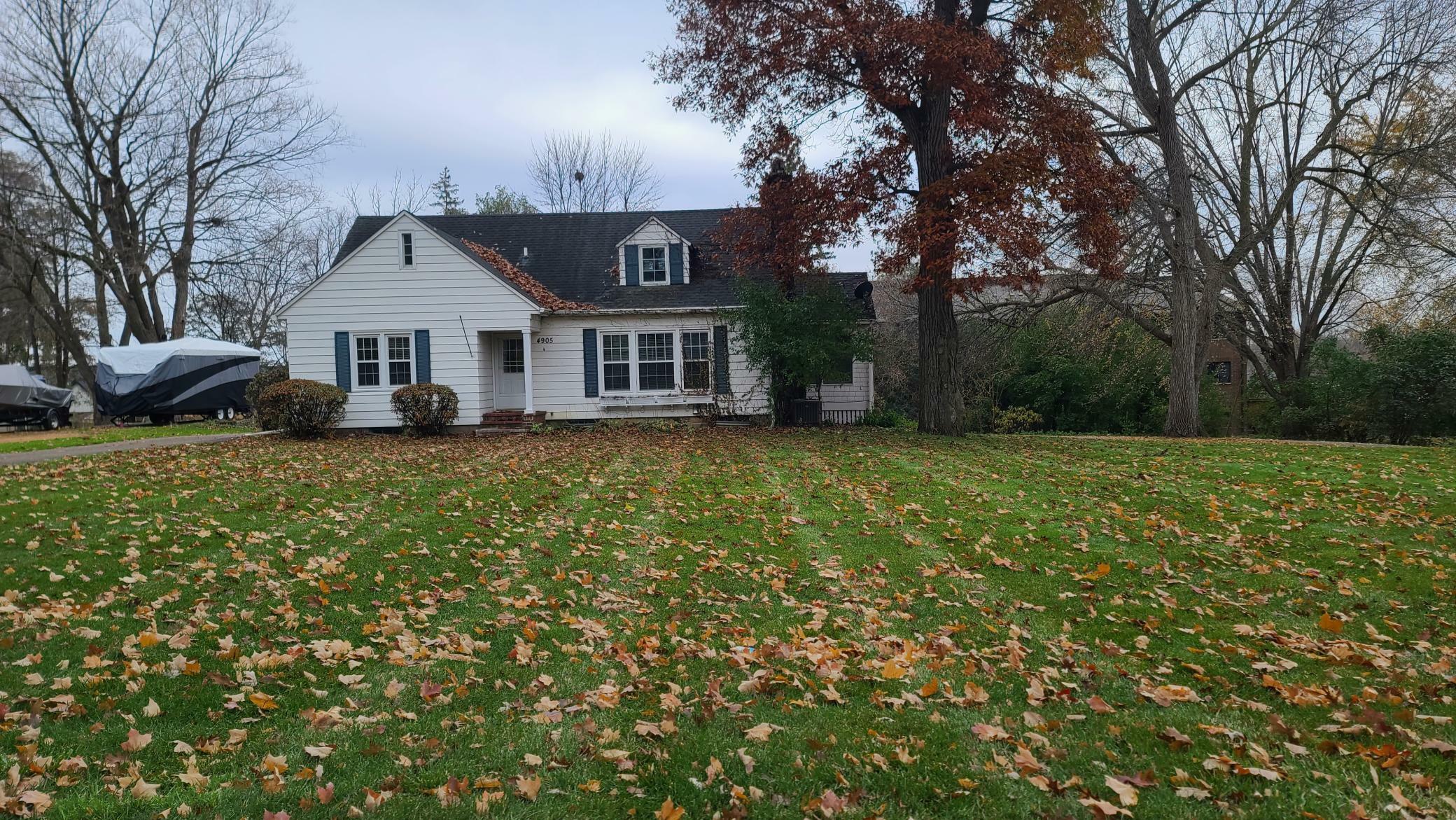 Property Photo:  4905 Main Street E  MN 55359 