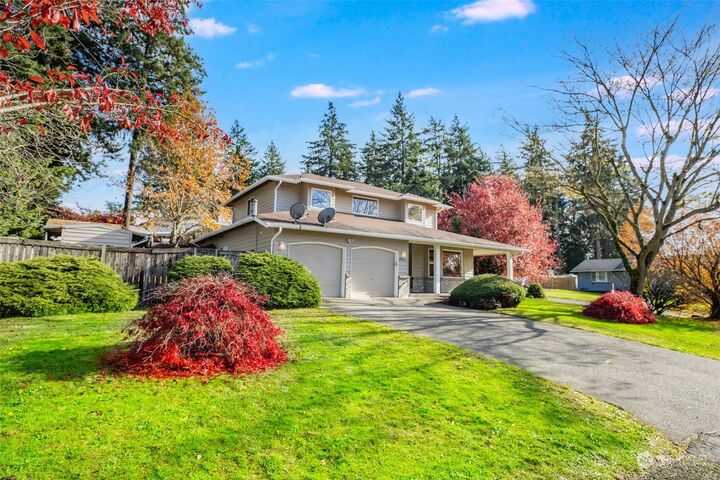 House for sale in Lakewood 8921 26th Avenue S, Lakewood, WA 98499