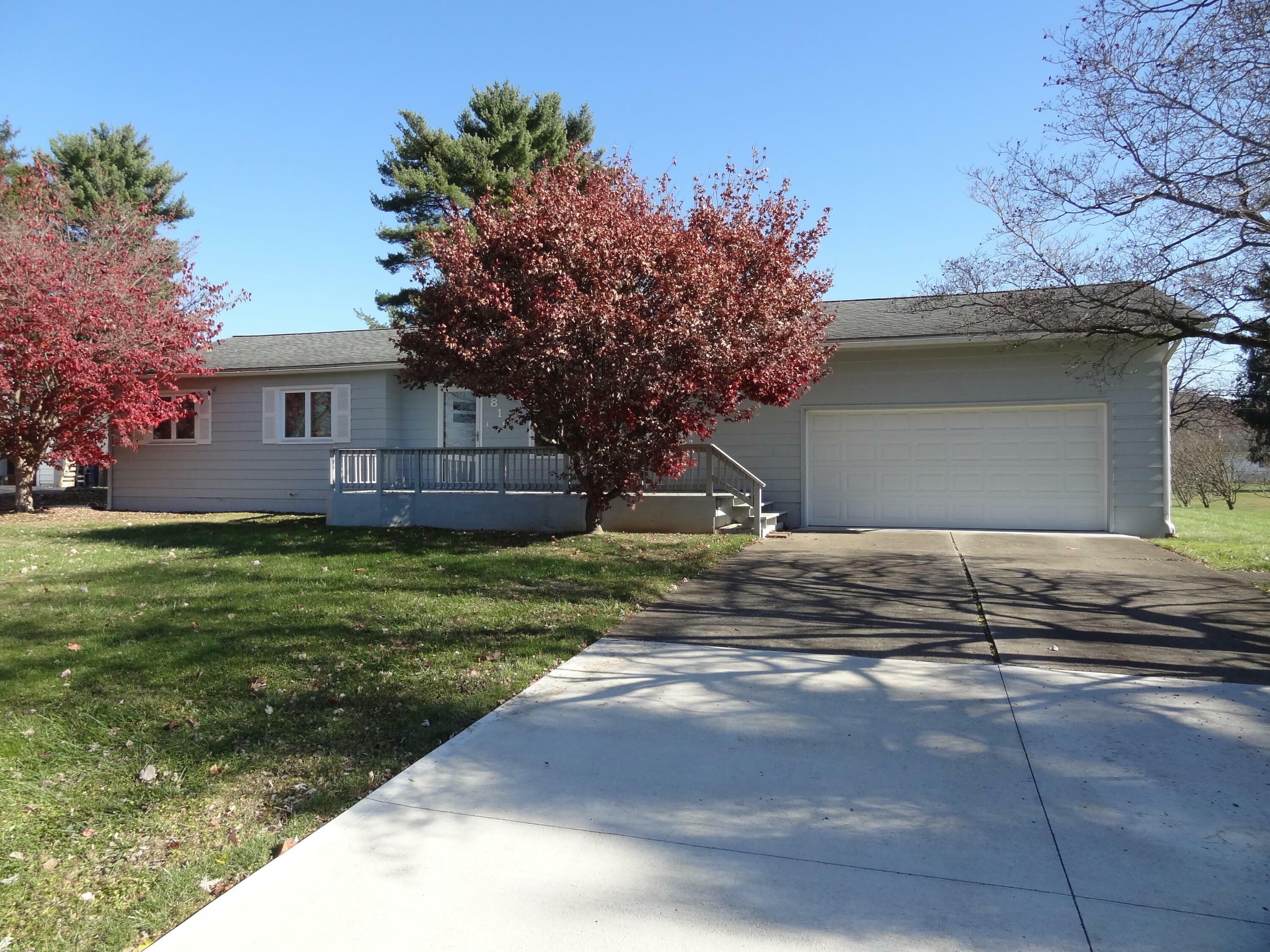 Property Photo: 814 Colonial Drive OH 43056