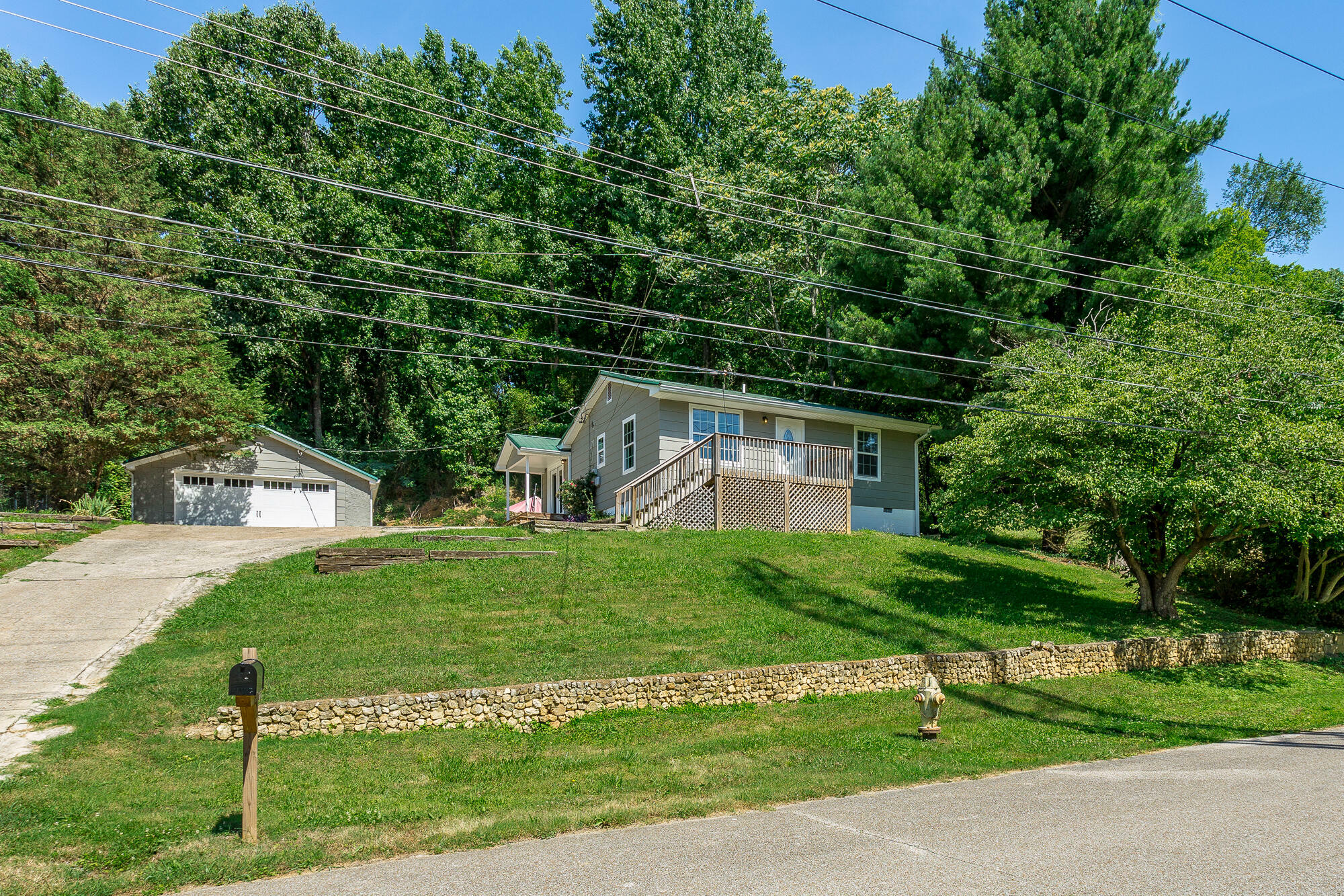 Property Photo:  1011 W Elmwood Drive  TN 37405 