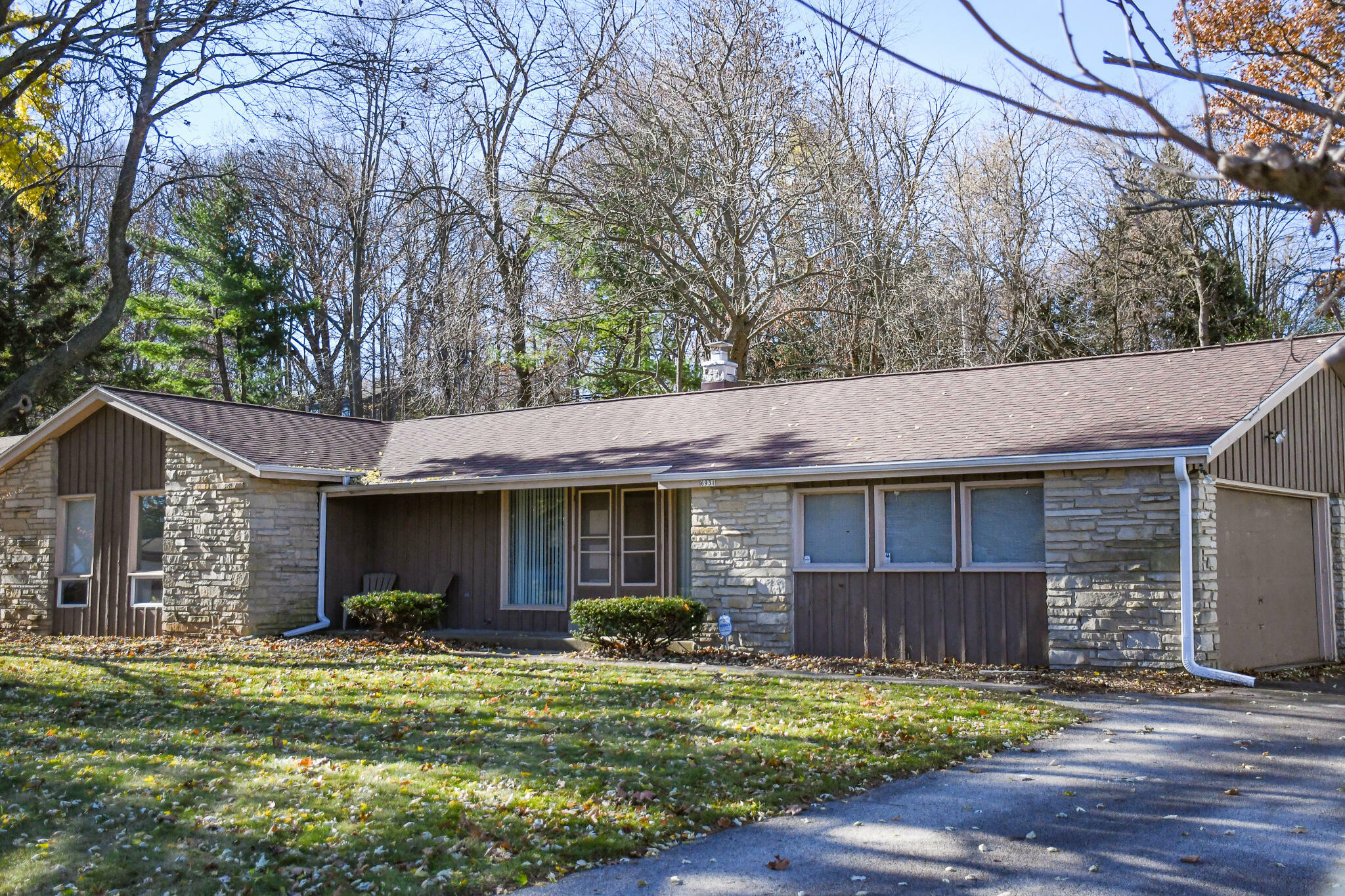 Property Photo: 6931 N Glen Shore Dr WI 53209