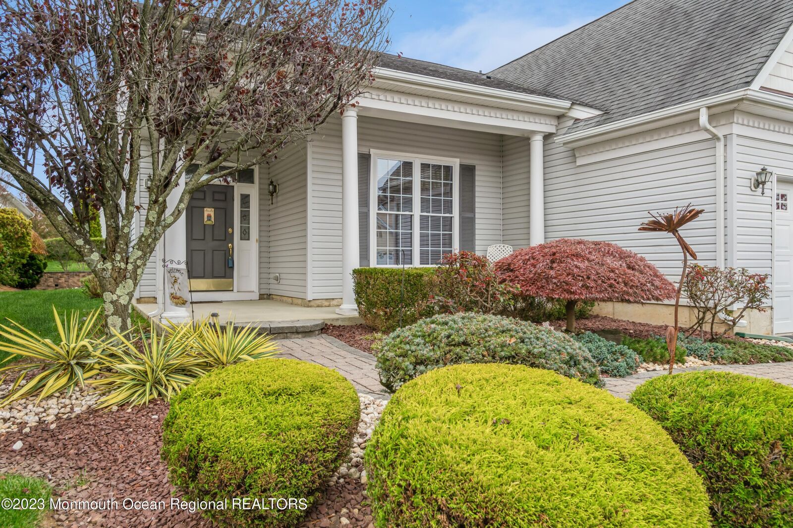 Property Photo:  82 Riviera Drive  NJ 08831 