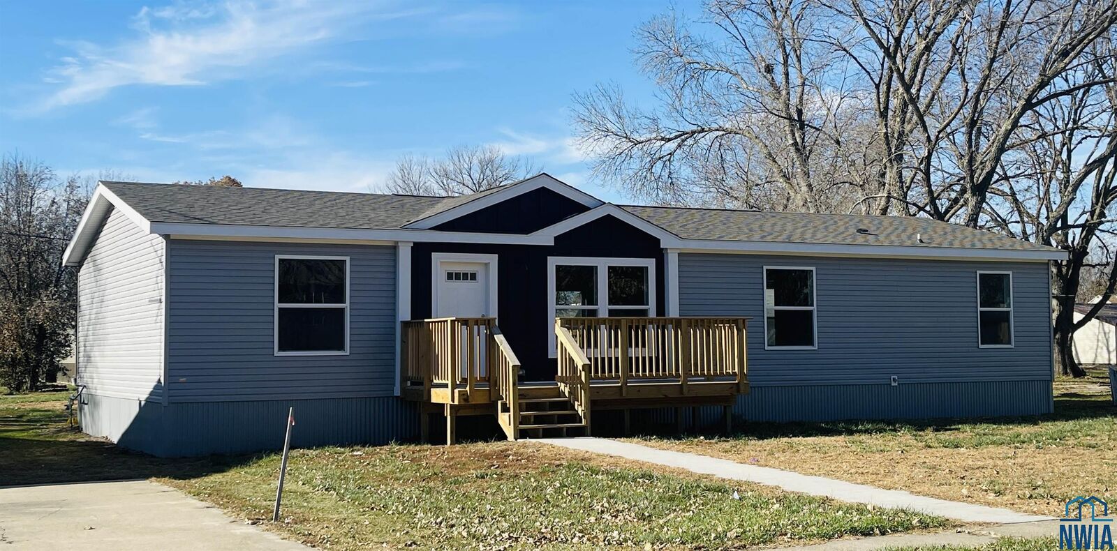 Property Photo:  1204 5th  IA 51040