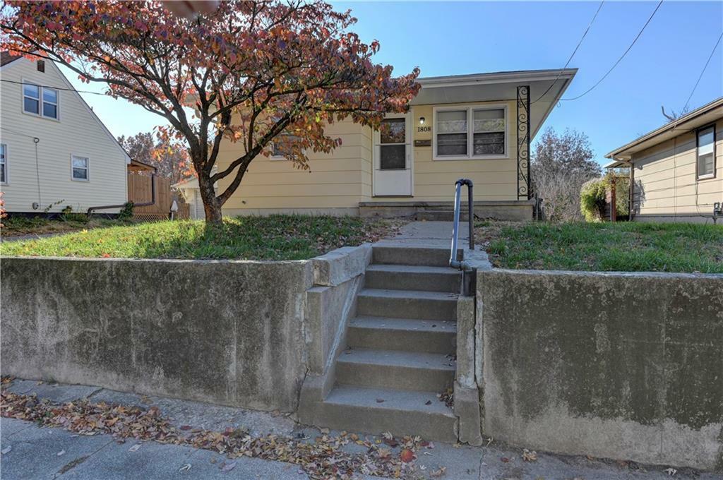 Property Photo: 1808 Pacific Street MO 64503