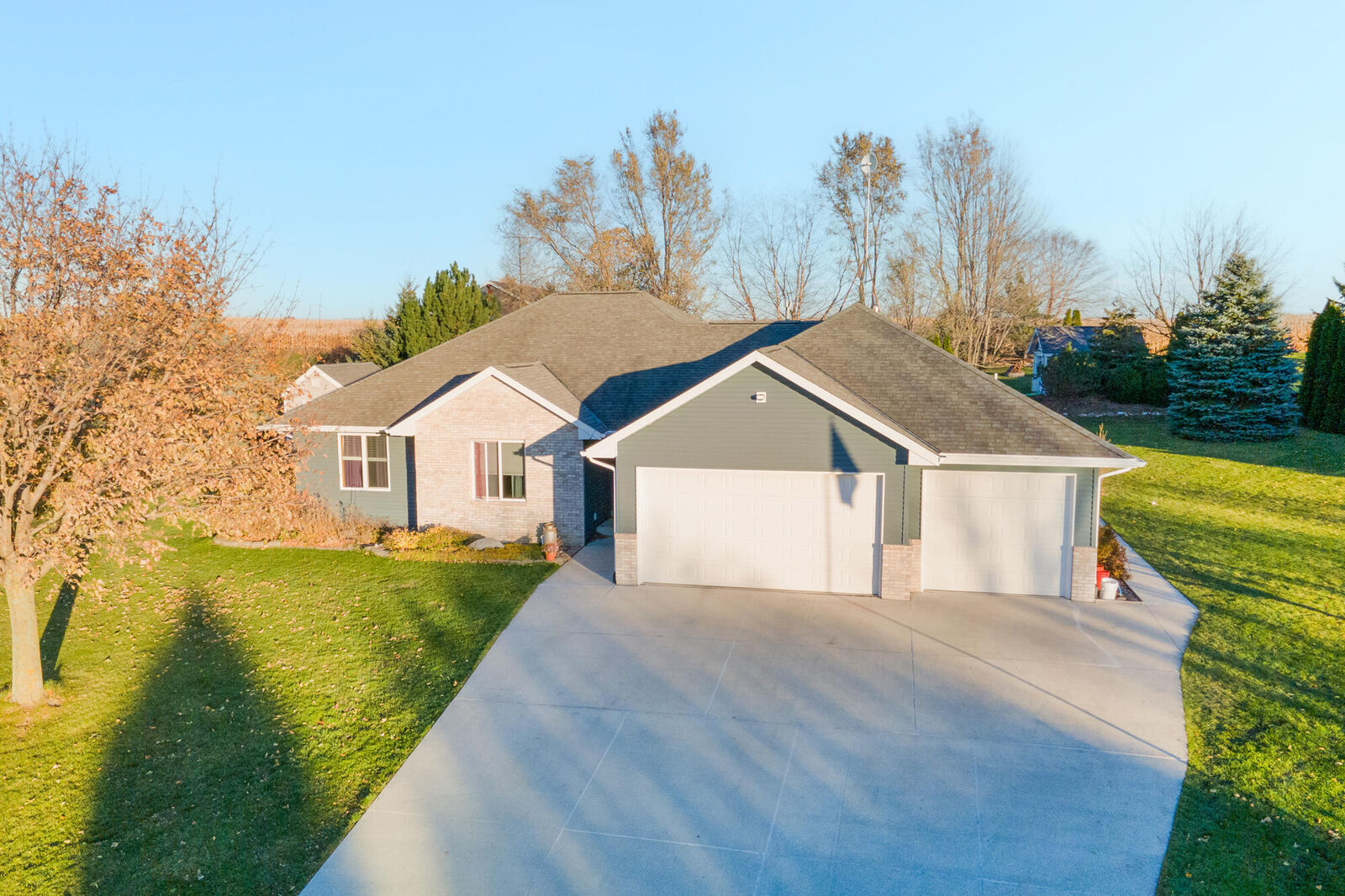 Property Photo: N3123 River Ridge Rd WI 53093