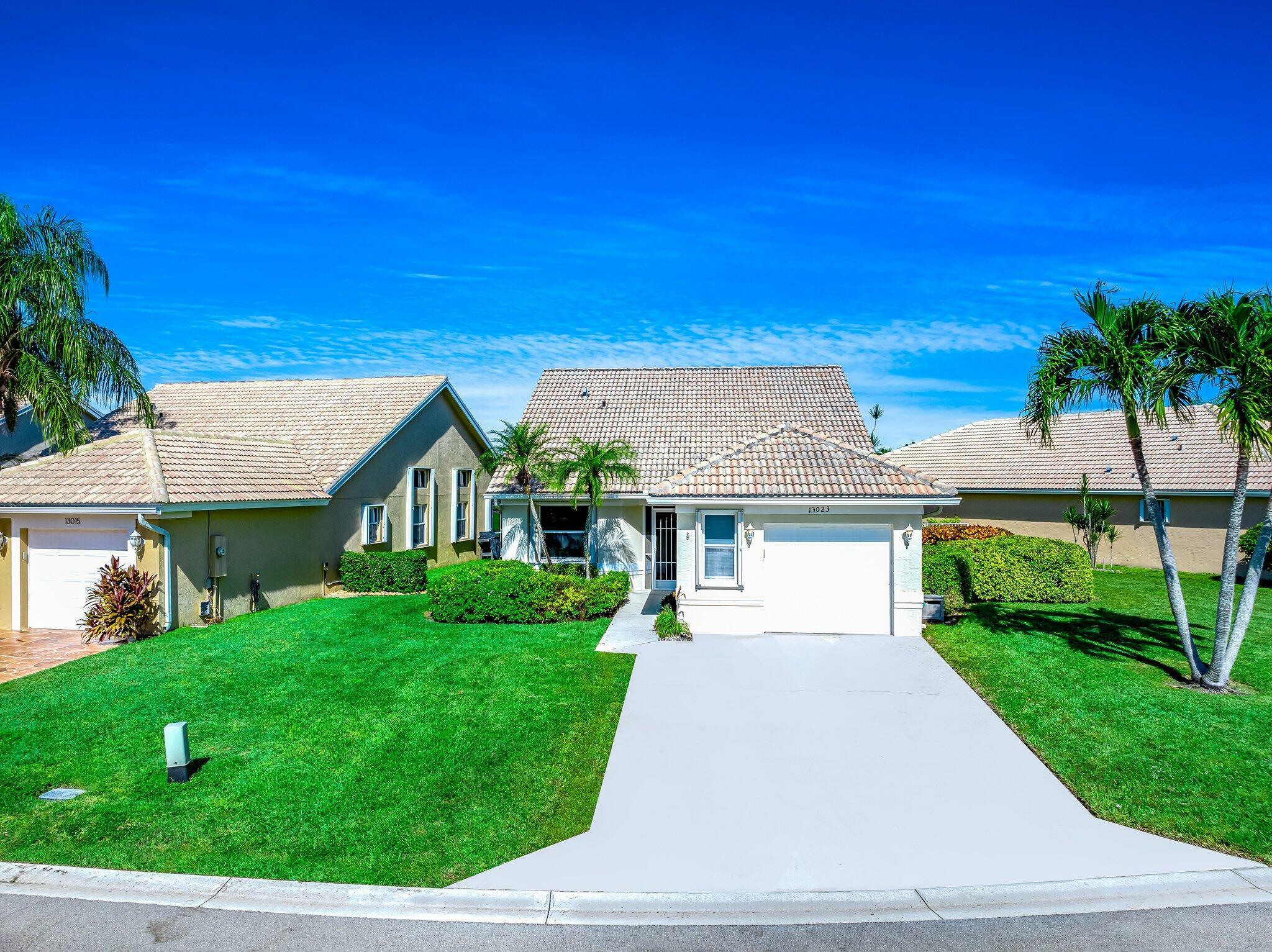 Property Photo: 13023 Hampton Lakes Circle FL 33436