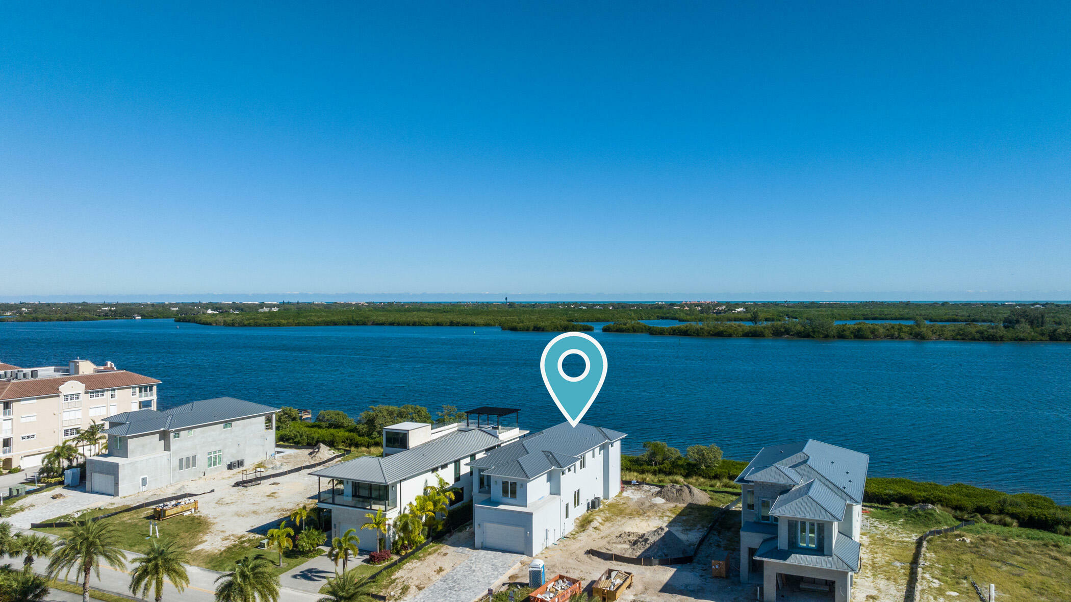 Property Photo:  4842 S Harbor Drive  FL 32967 