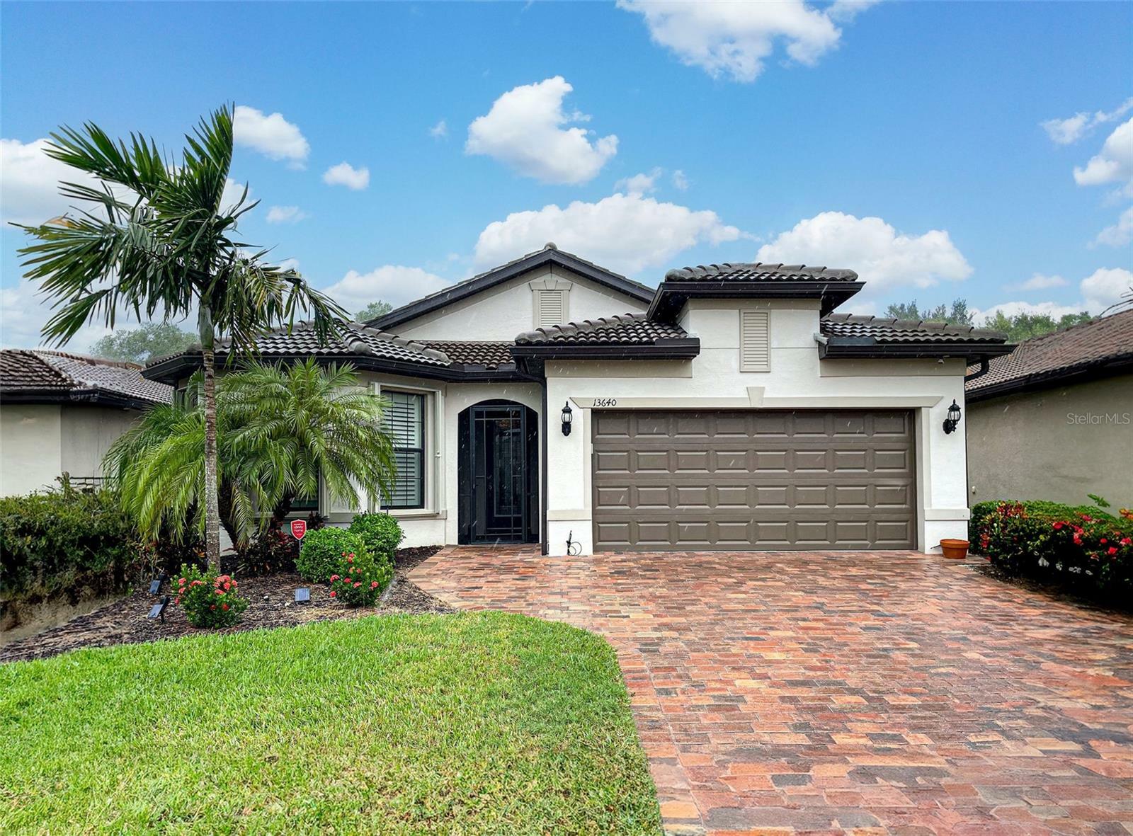 Property Photo:  13640 Yelma Street  FL 34293 