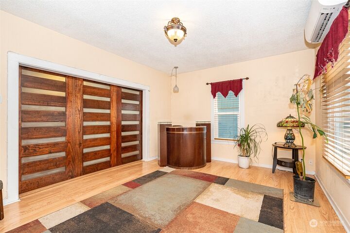 Property Photo:  1958 S Market Boulevard  WA 98532 