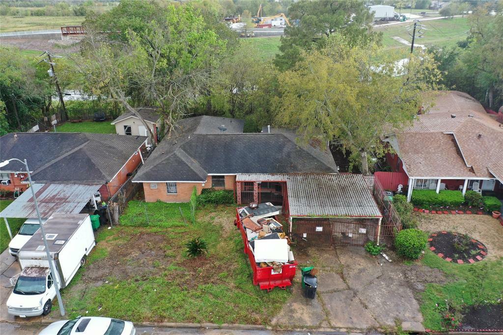 Property Photo:  5766 Peacock Street  TX 77033 