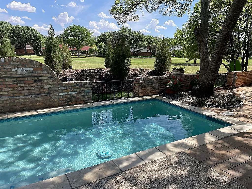 Property Photo: 4631 89th Street TX 79424