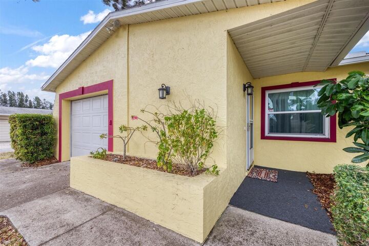 Property Photo: 9265 80th Avenue FL 33777