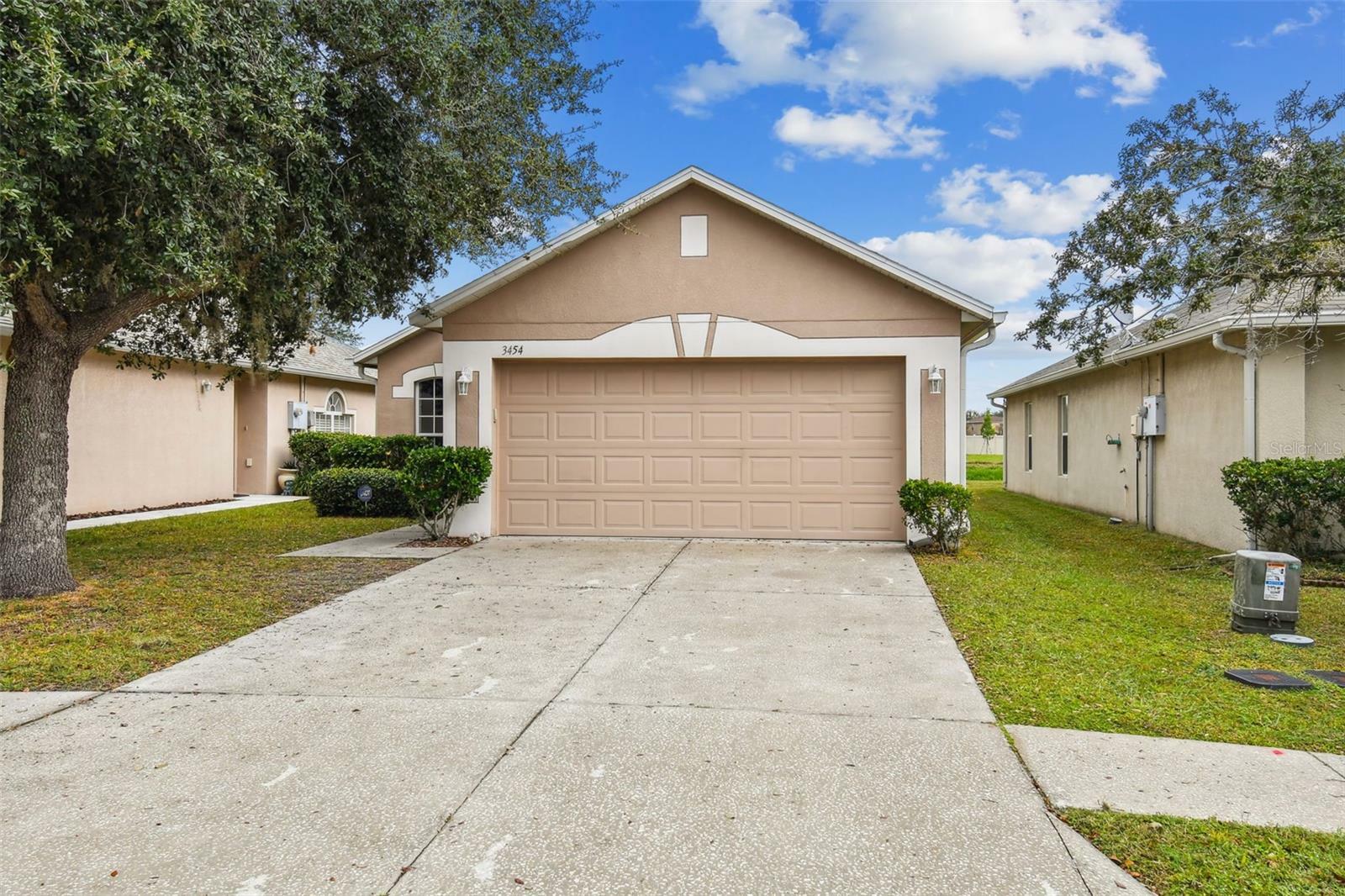 Property Photo:  3454 Fyfield Court  FL 34638 