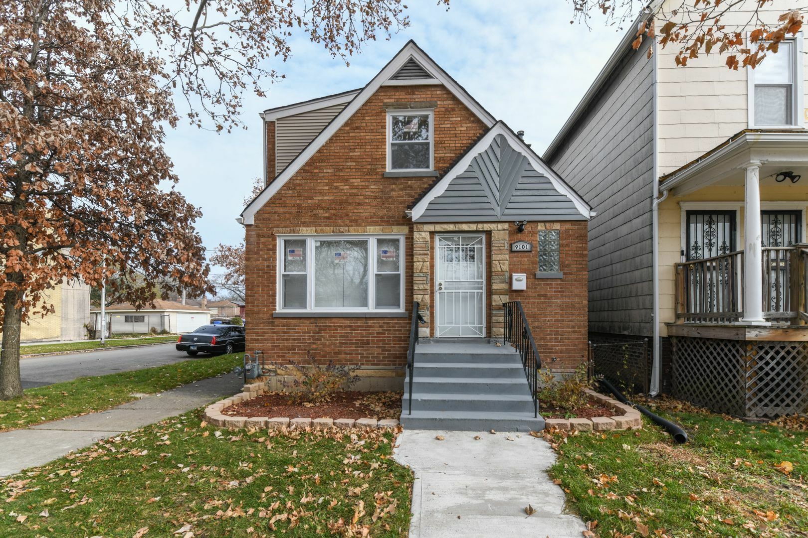 Property Photo:  9101 S Dobson Avenue  IL 60619 