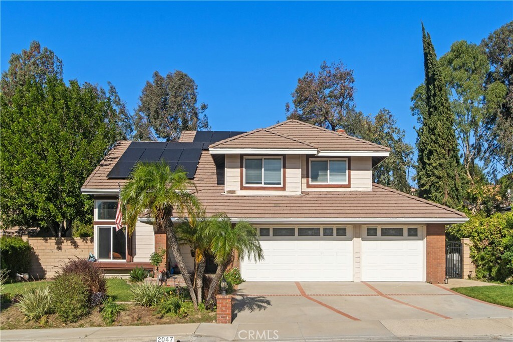 Property Photo: 2047 E Vista Royale Drive CA 92867