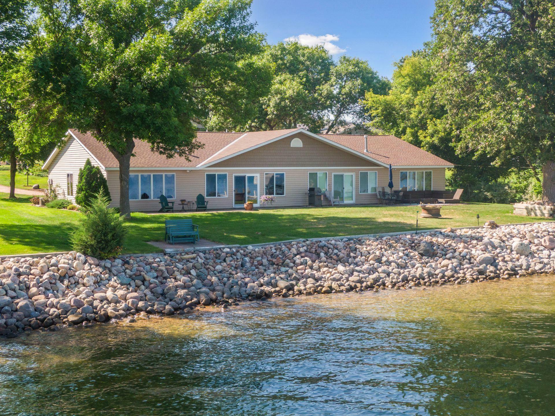 Property Photo: 100 Harriet Street B MN 56288
