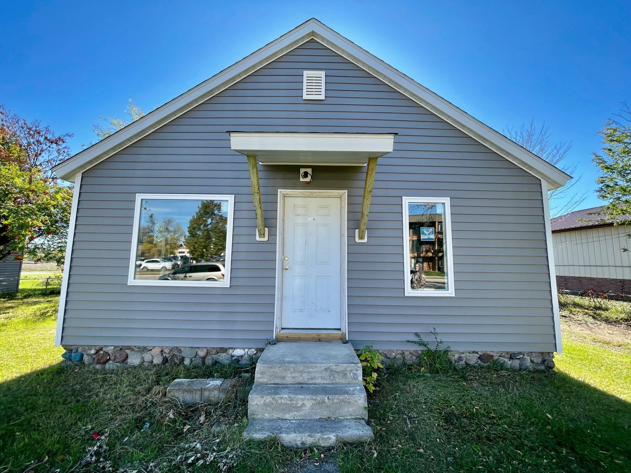 Property Photo:  212 1st Street NW  MN 56633 