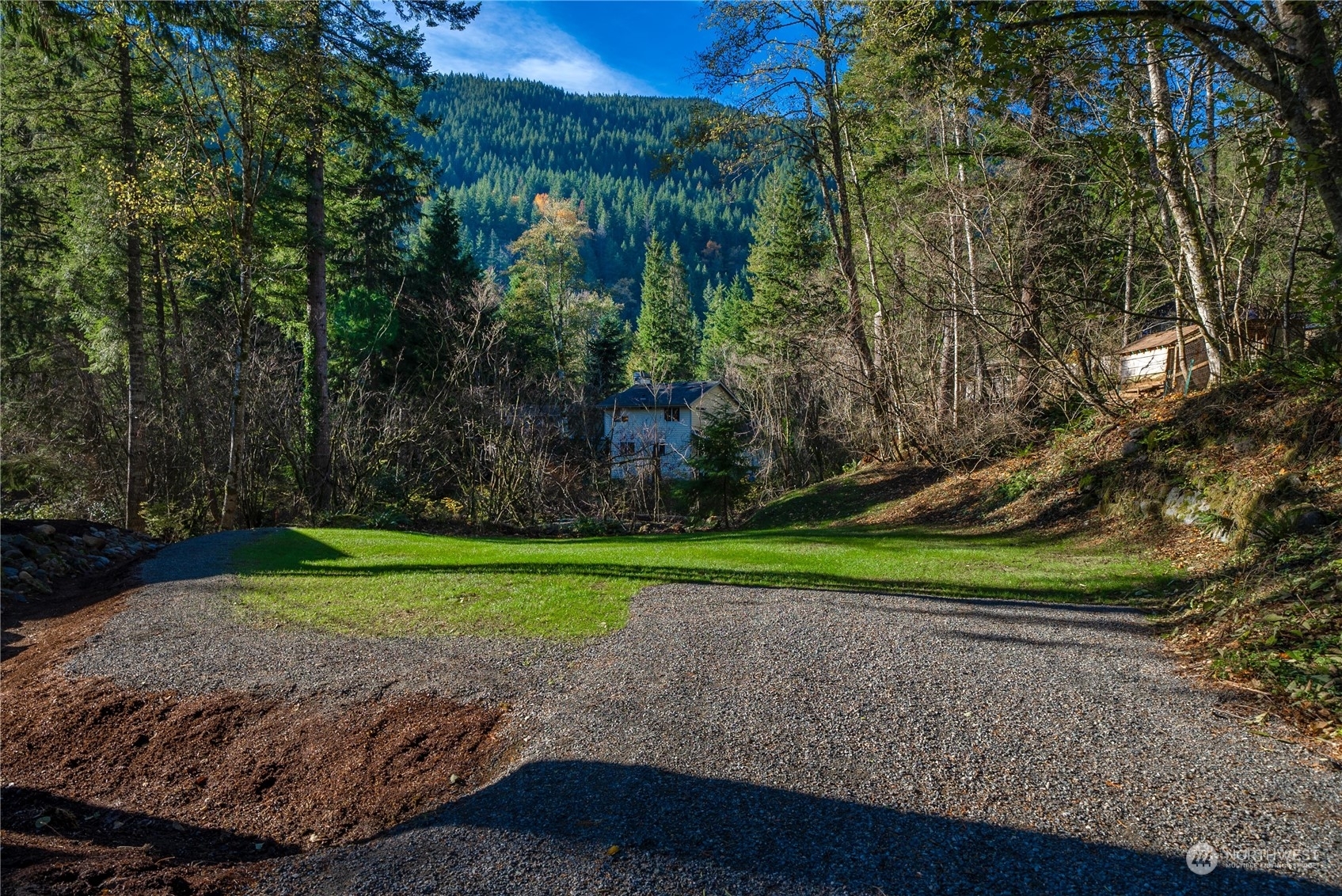 Property Photo:  42501 SE 170th Court  WA 98045 