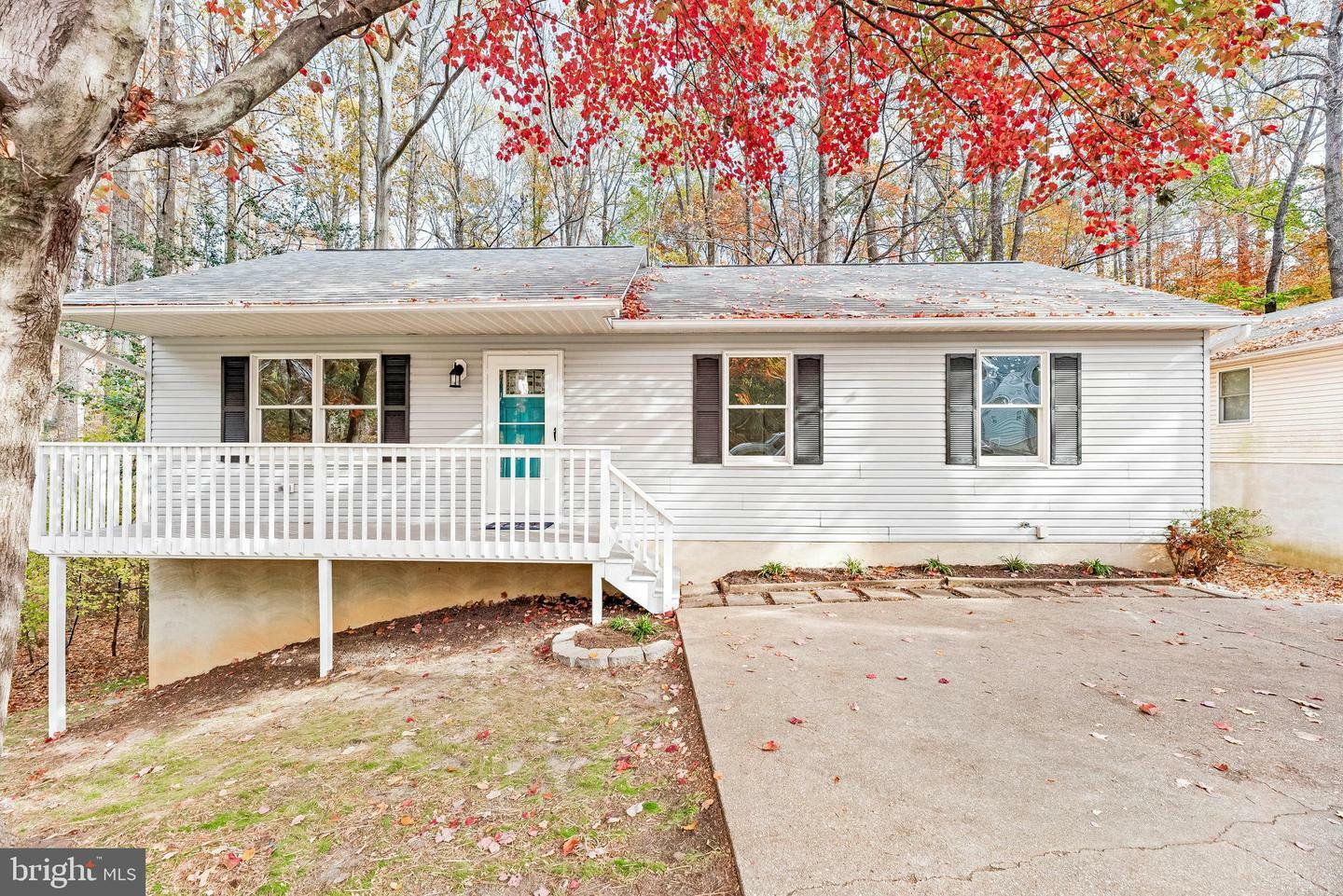 Property Photo:  11538 Tomahawk Trail  MD 20657 