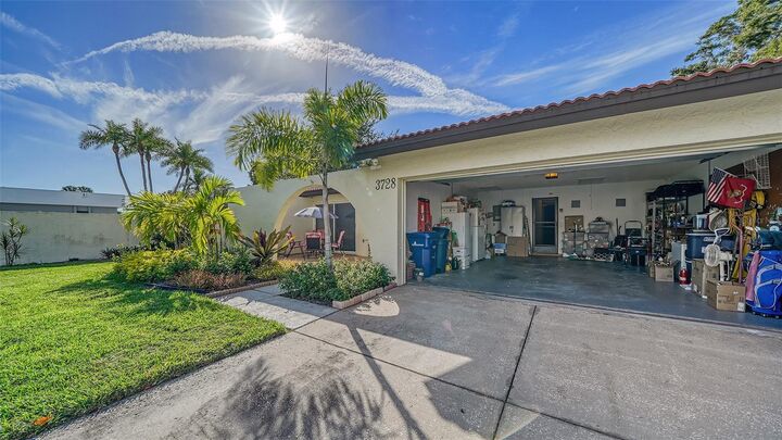 Property Photo:  3728 Hispania Place 8615  FL 34232 