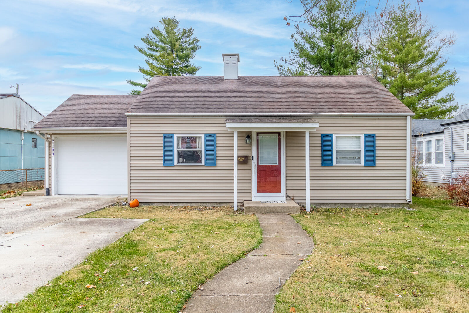 Property Photo:  2103 Pennsylvania Street  IN 47201