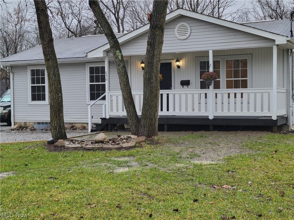 Property Photo: 650 S Diamond Street OH 44266