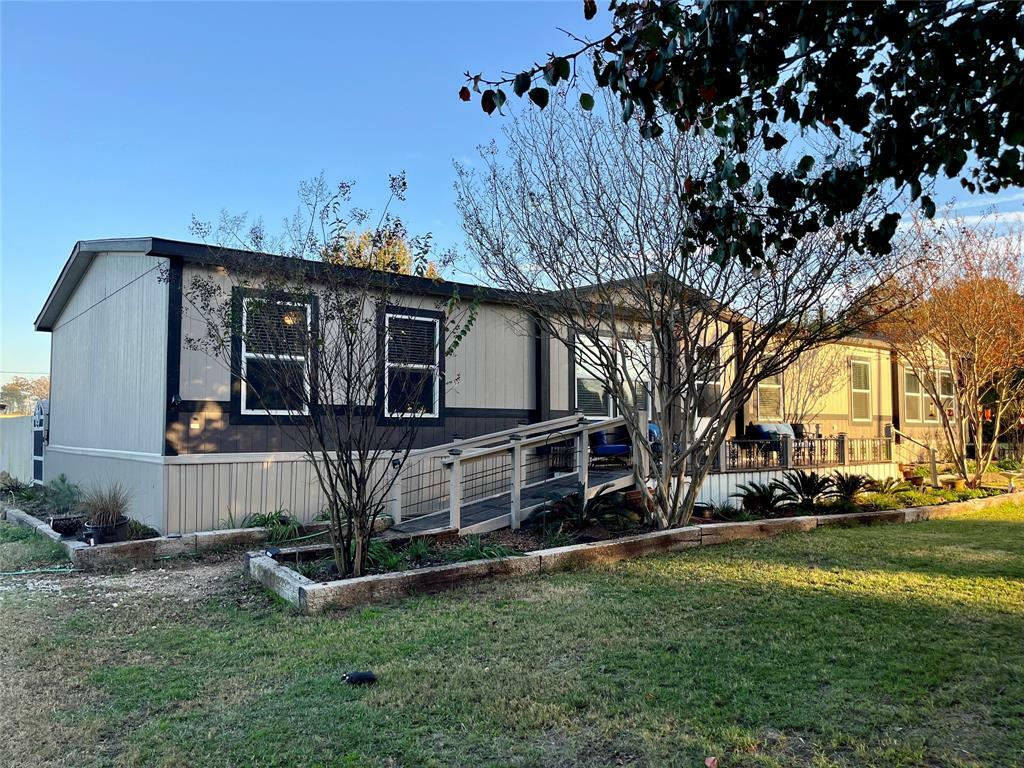 Property Photo:  2428 County Road 4301  TX 75571 