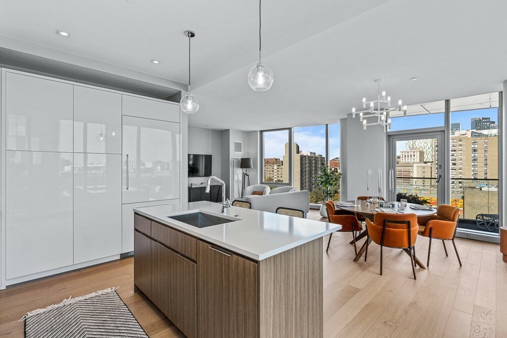 Property Photo:  100 Shawmut Avenue 806  MA 02118 