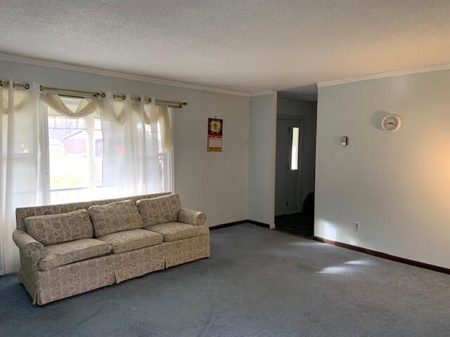 Property Photo: 48 Drumcliffe Drive PA 16365