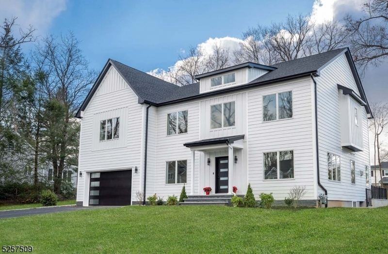 8 Keyes St  Florham Park Boro NJ 07932 photo