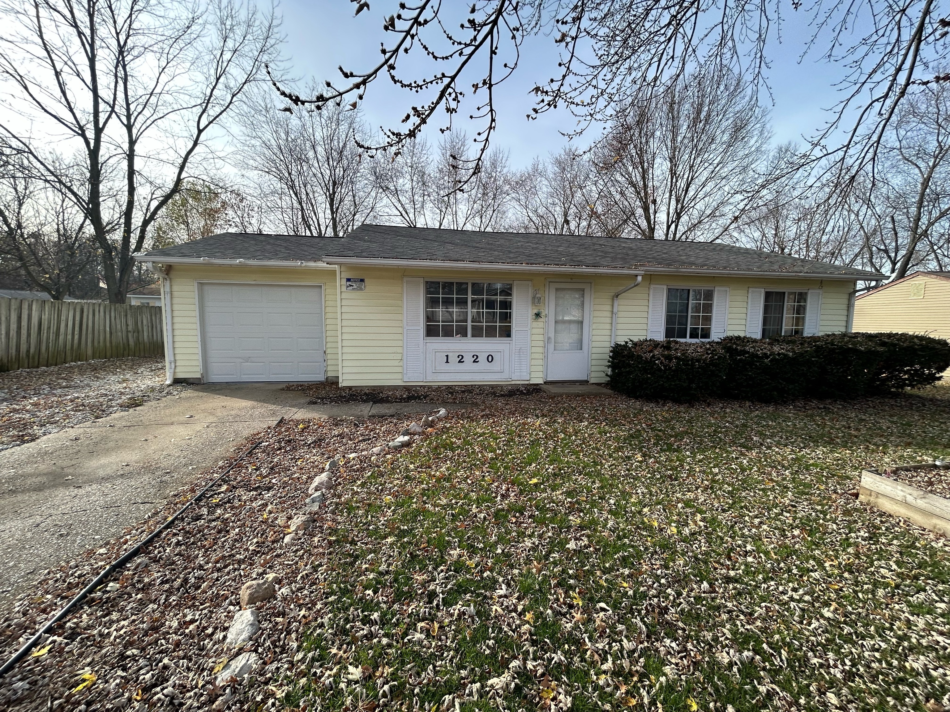 1220 New Field Lane  Indianapolis IN 46231 photo