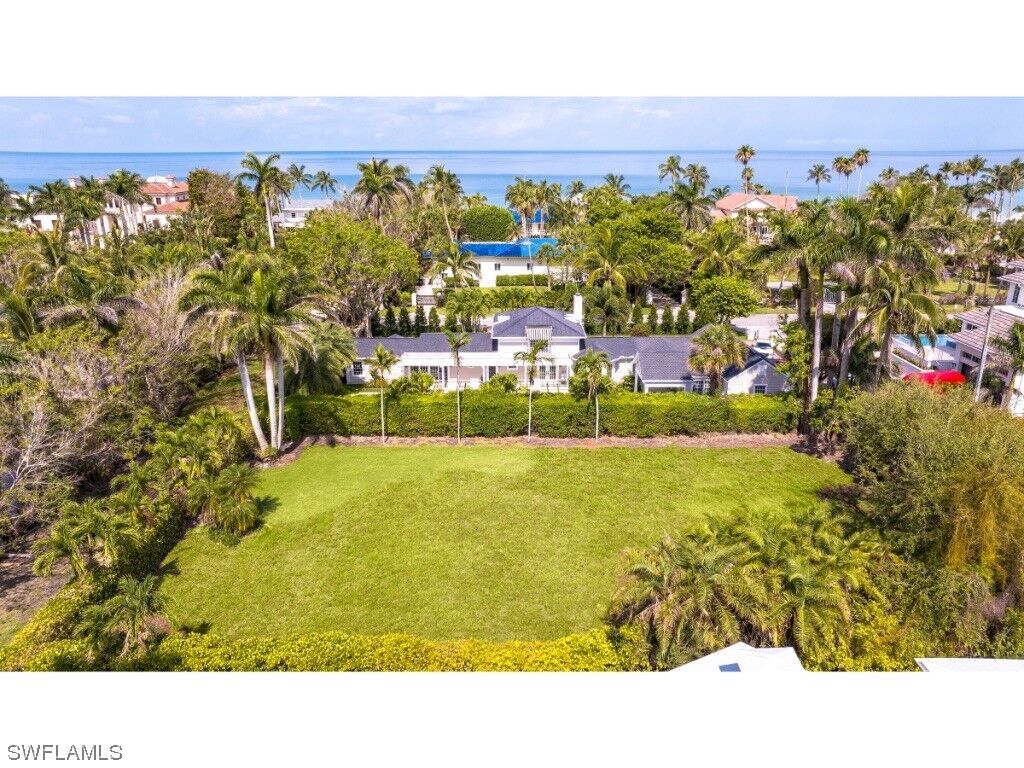 Property Photo: 130 Shell Alley FL 34102