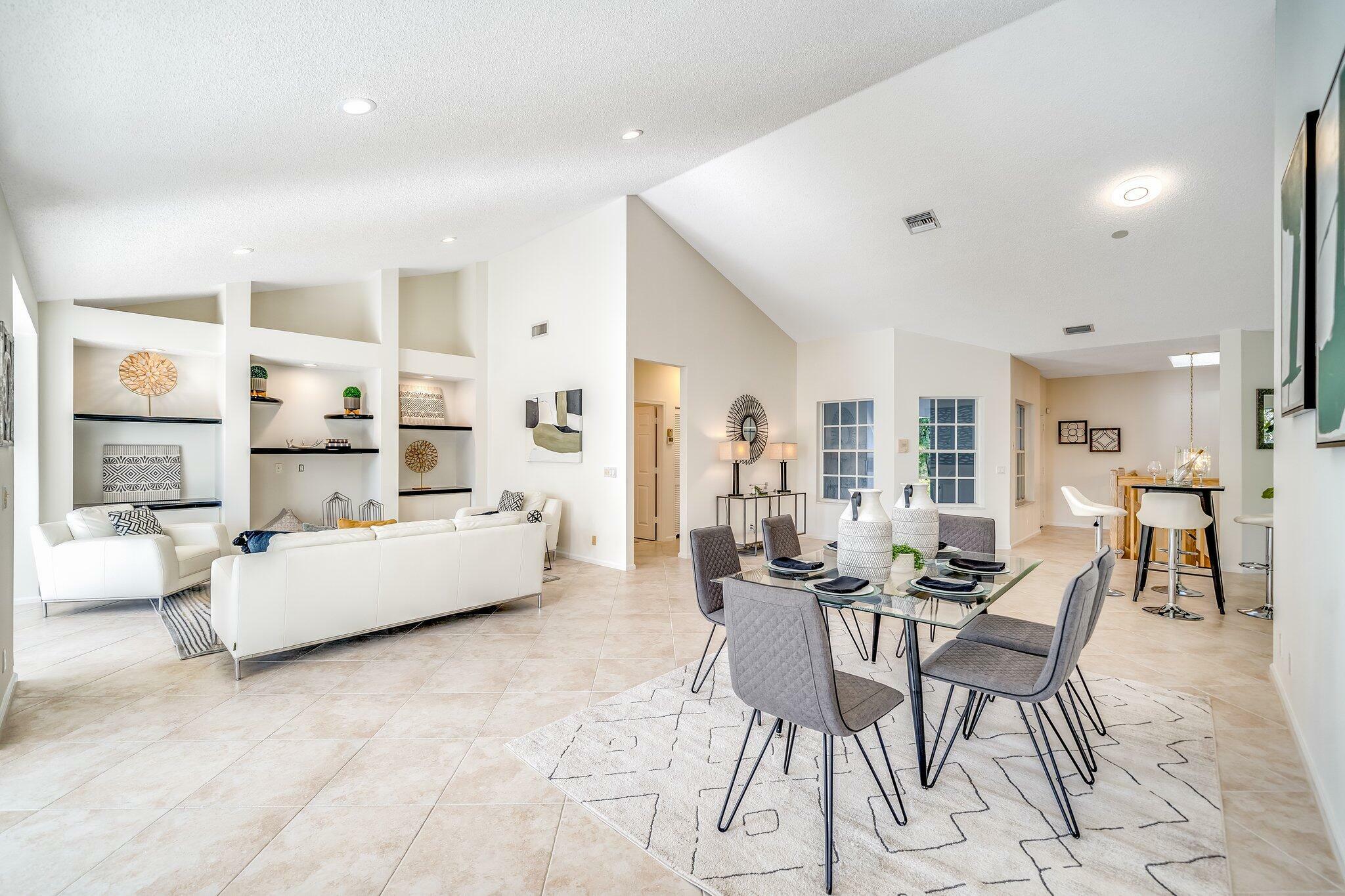 Property Photo: 11714 Briarwood Circle 3 FL 33437
