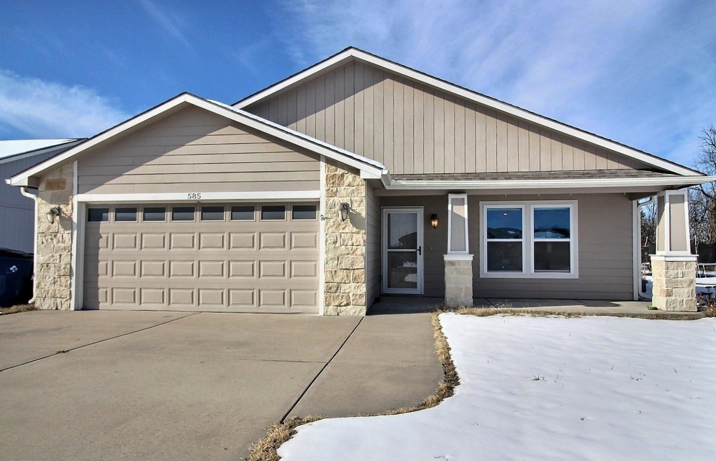 Property Photo:  585 Cottonwood  KS 67017 