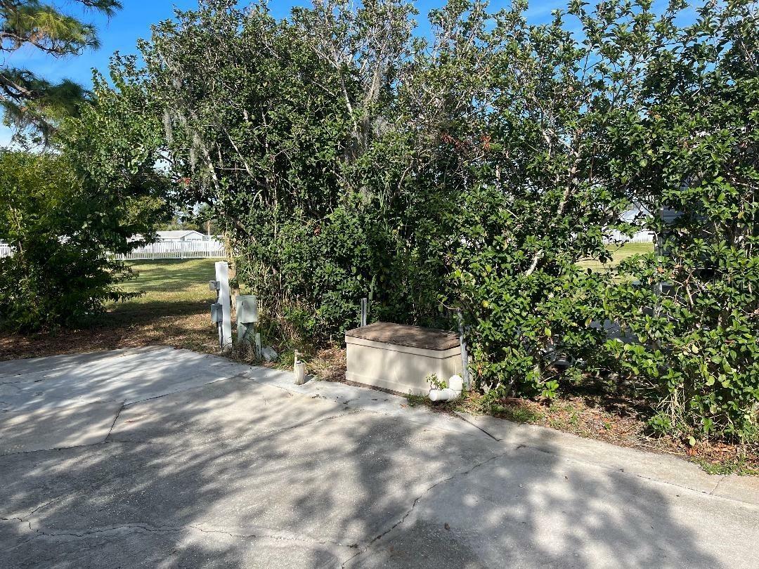 Property Photo:  237 Bainbridge Drive  FL 34275 