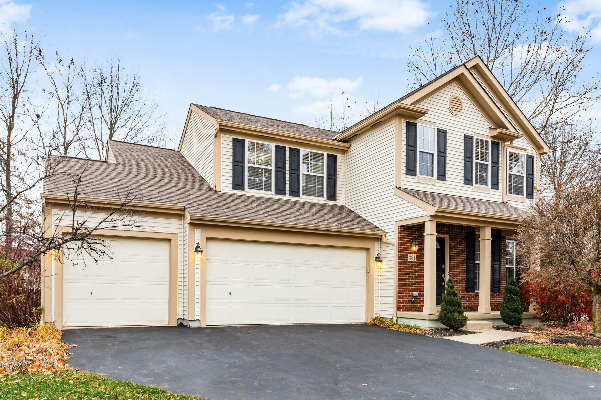 Property Photo: 881 Sapphire Flame Drive OH 43015