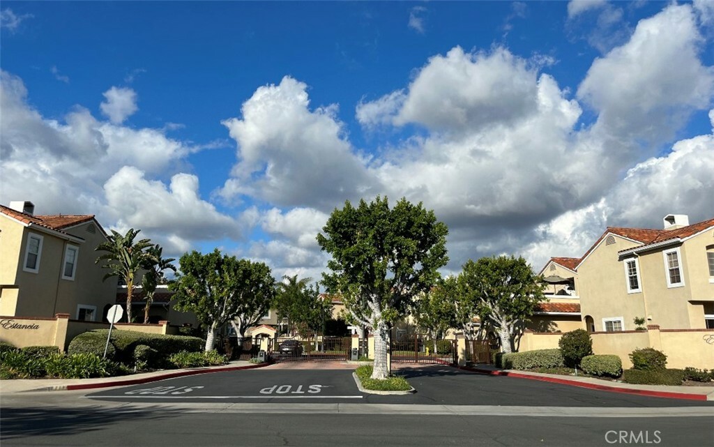 Property Photo: 2321 Paseo Circulo CA 92782