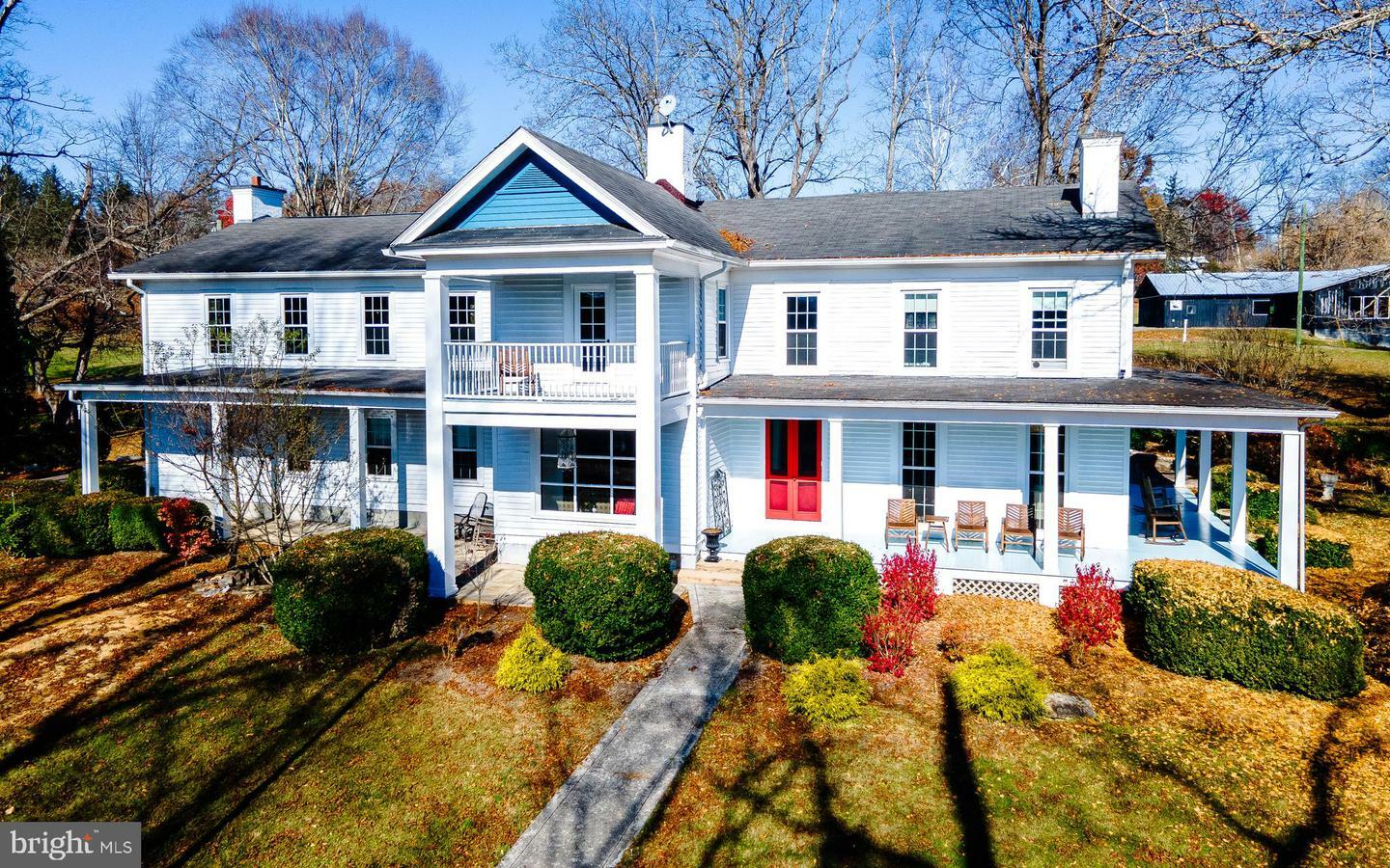 352 Hemlock Avenue E  Alderson WV 24910 photo