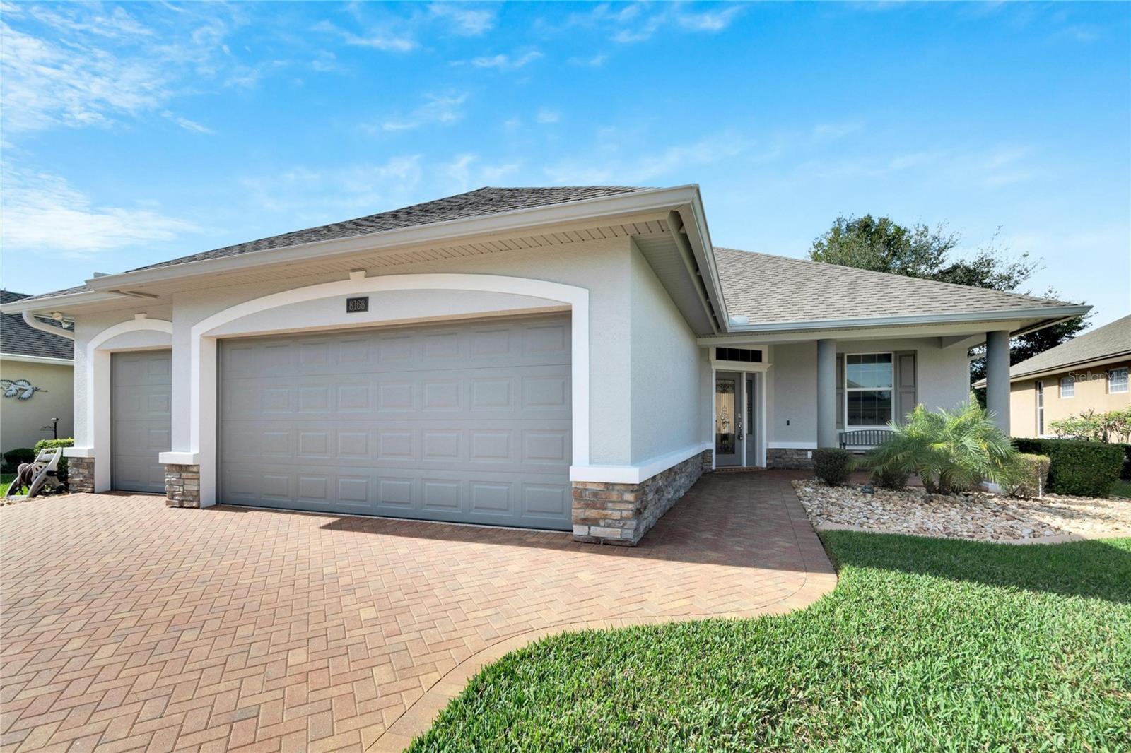 Property Photo:  8168 Lake James Drive  FL 33810 