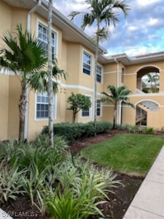 1096 Winding Pines Circle 102  Cape Coral FL 33909 photo