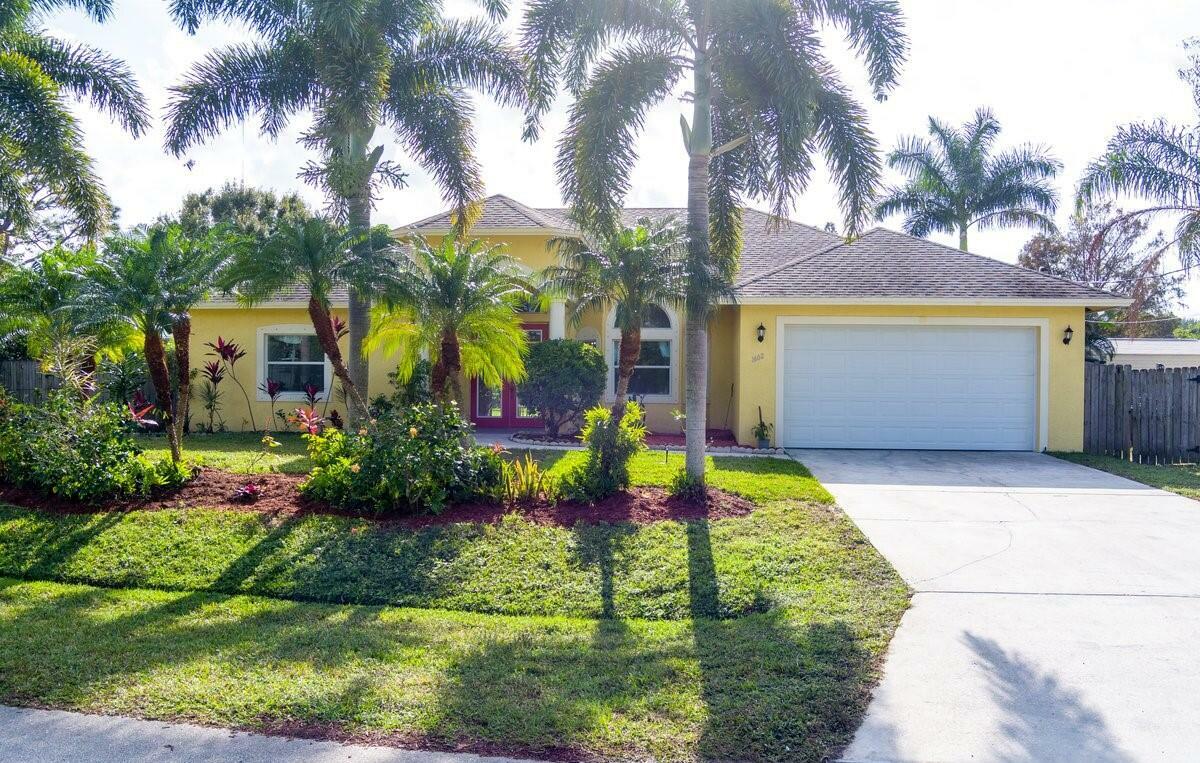 Property Photo:  1602 SE Fallon Drive  FL 34983 