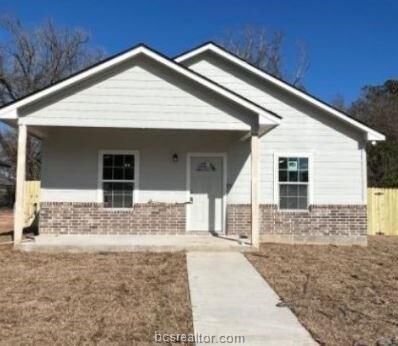 Property Photo:  606 North Houston Street  TX 77859 