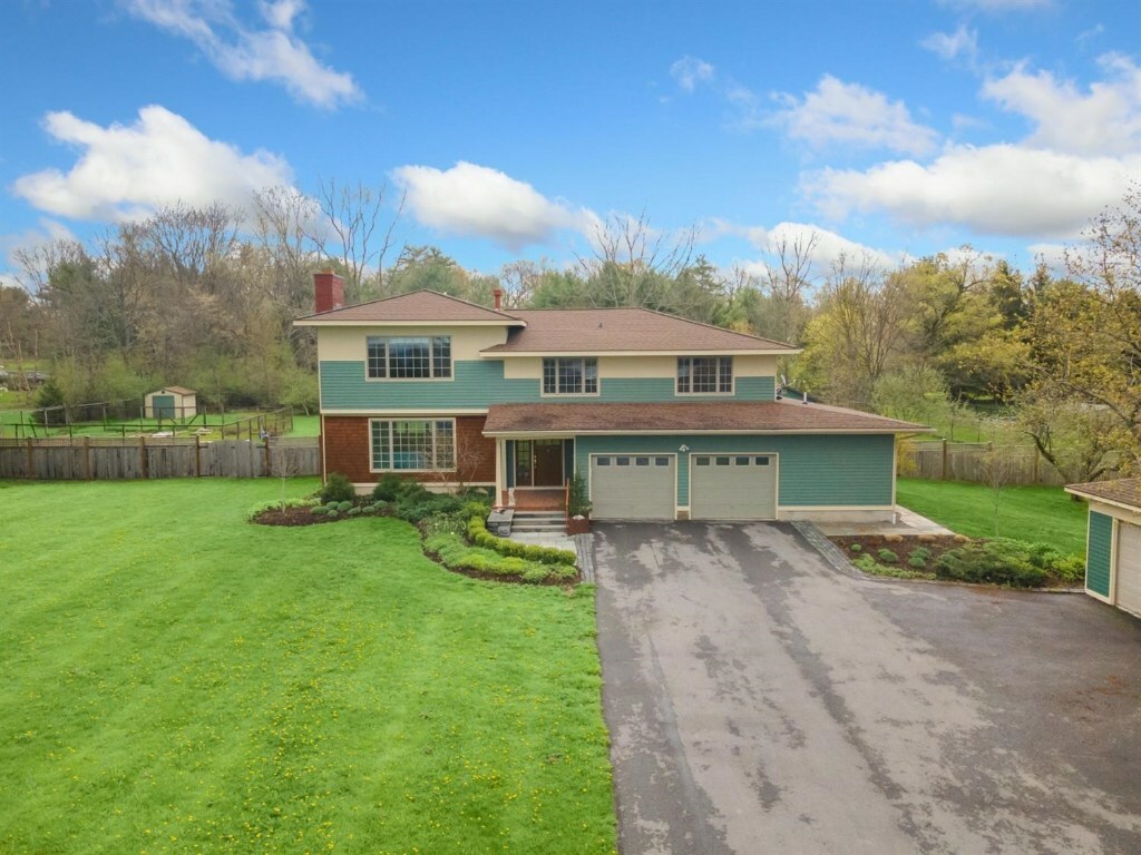 Property Photo:  10 Bean Hill Lane  NY 14850 