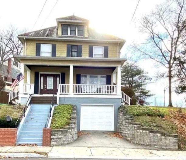 Property Photo:  670 Chestnut Street  PA 16335 